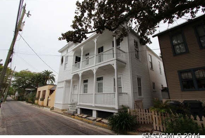 226 Charlotte St