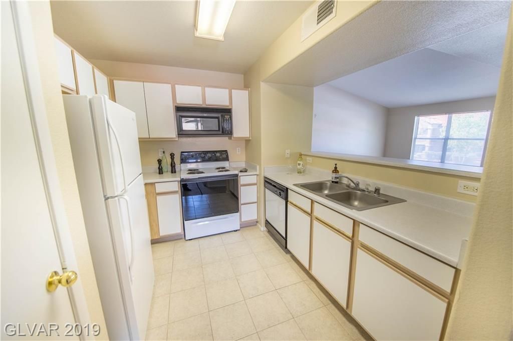 Latigo At Silverado Ranch Apartments Las Vegas Nv Zillow