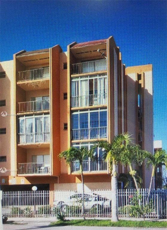 305 W 68th St APT 509