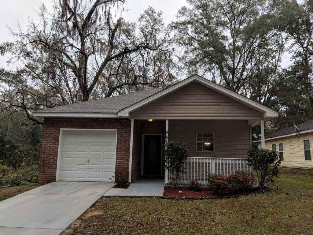 320 S Marvin St