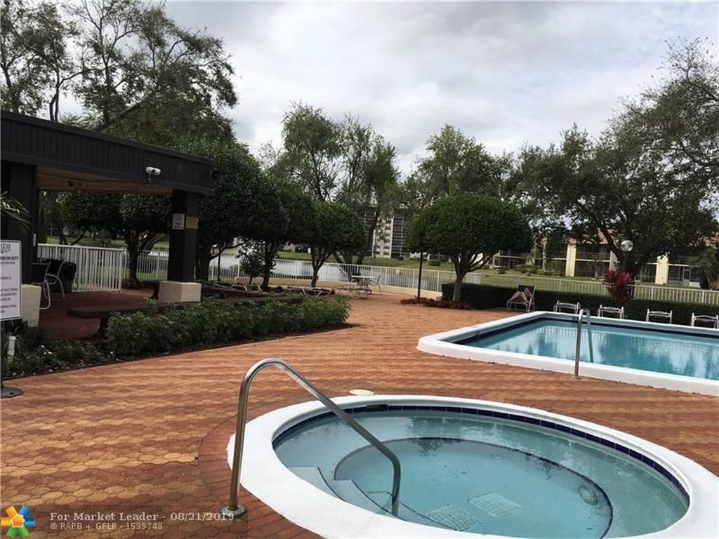 2019 SW 15th St APT 158