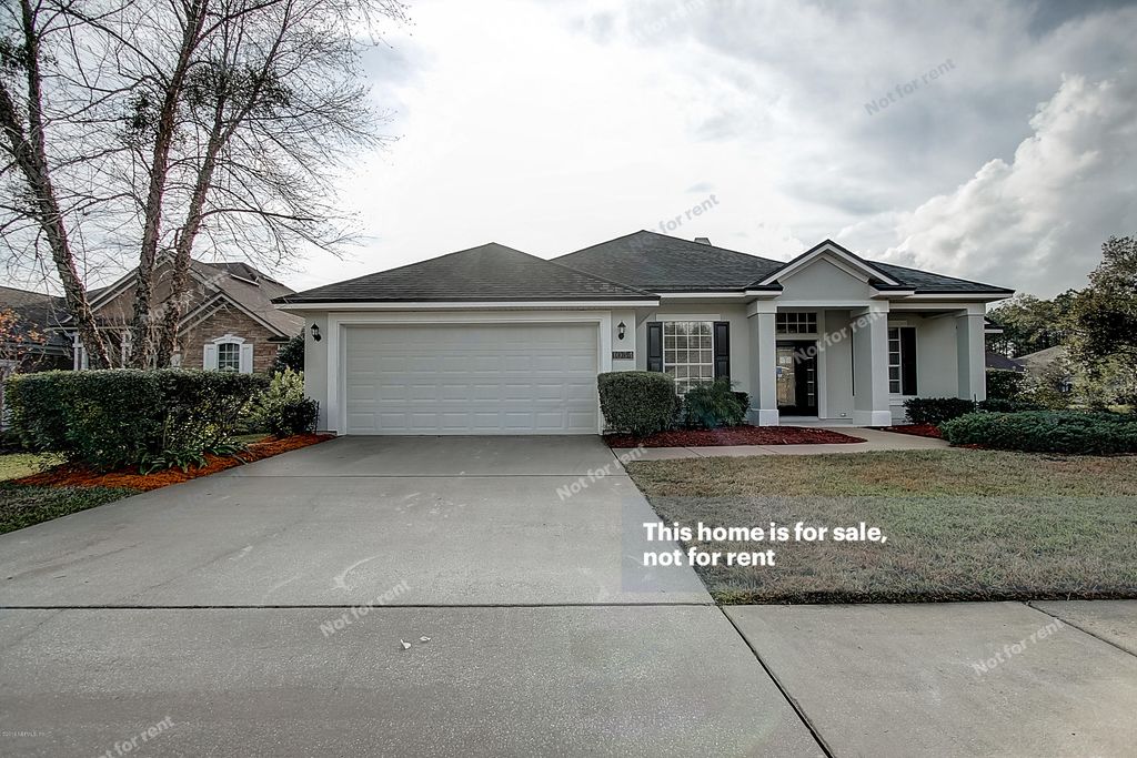 1034 Green Pine Cir
