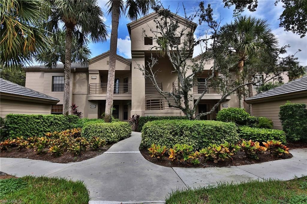 27175 Oakwood Lake Dr