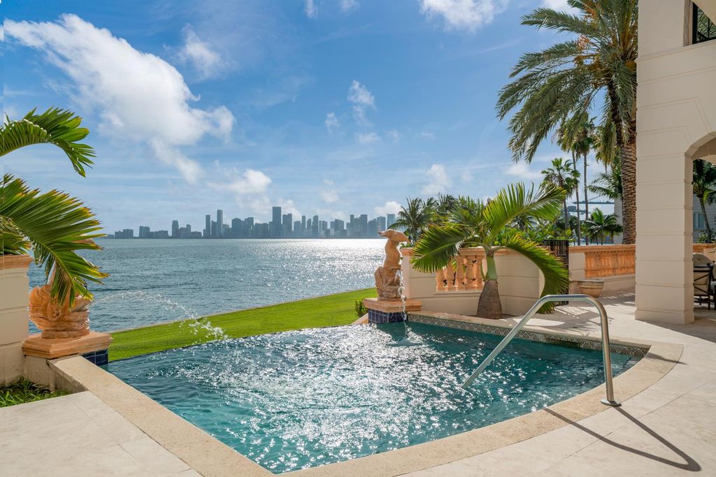 5112 Fisher Island Dr #5112