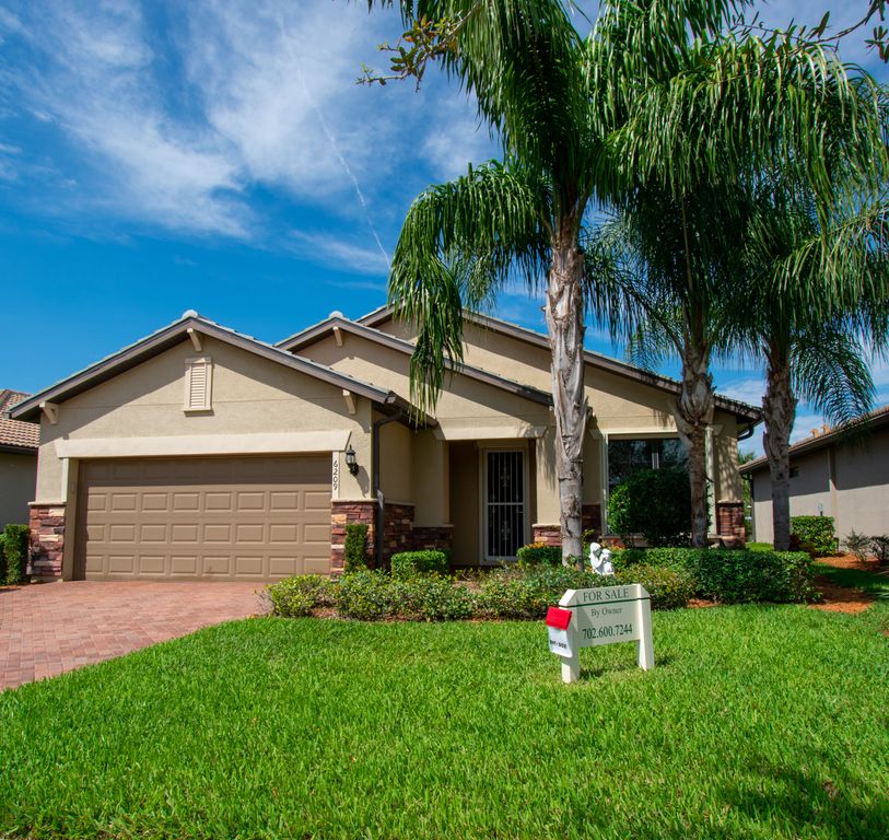 6209 Victory Dr