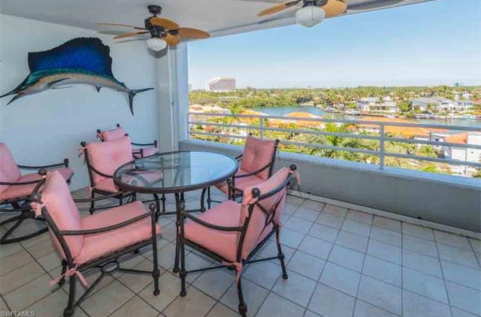 4751 Gulf Shore Blvd N APT 703