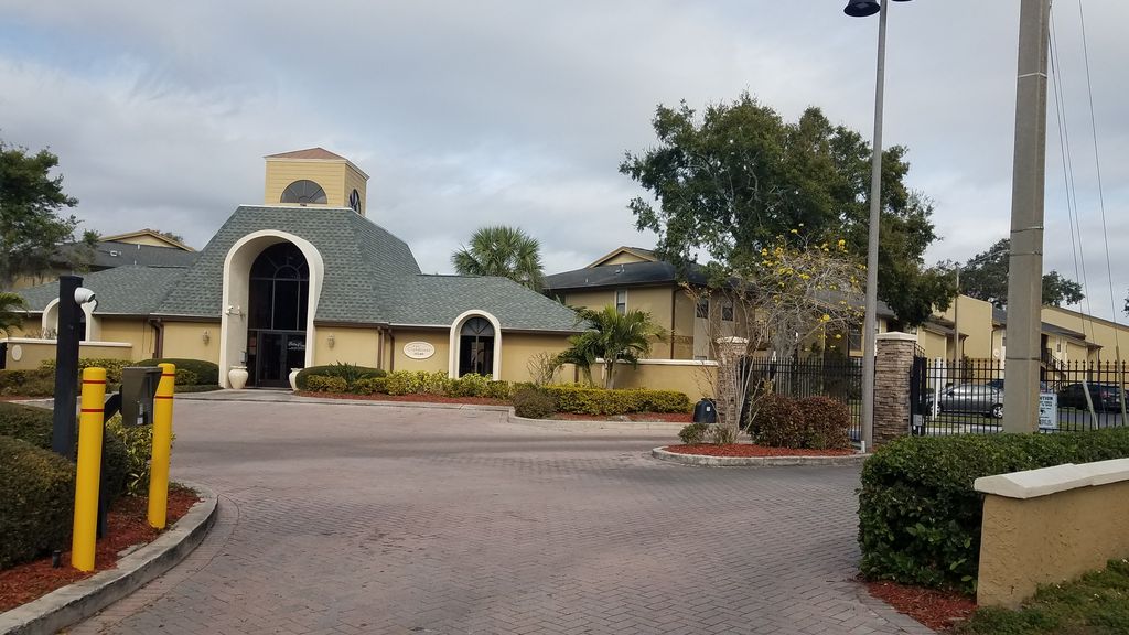10100 Sailwinds Blvd N APT 103