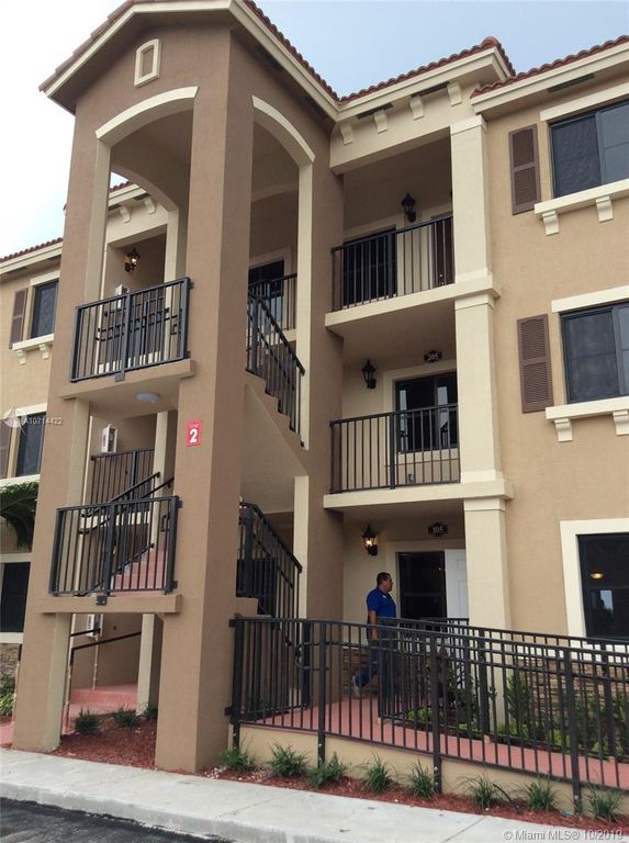 22561 SW 88th Pl UNIT 302-7