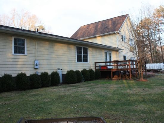 765 Holly Corner Rd Fredericksburg Va 22406 Zillow