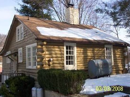 31 Estling Lake Rd, Denville, NJ 07834