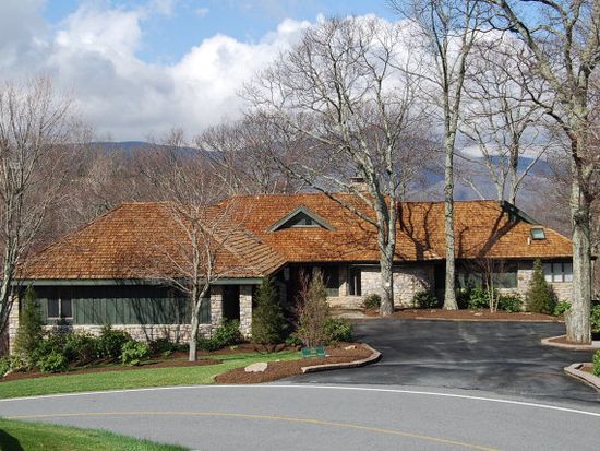 580 Equestrian Dr Banner Elk Nc 28604 Zillow