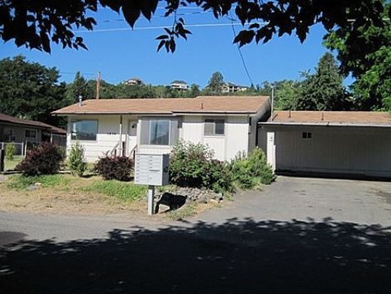 1836 NW Burns Ave, Grants Pass, OR 97526 | Zillow