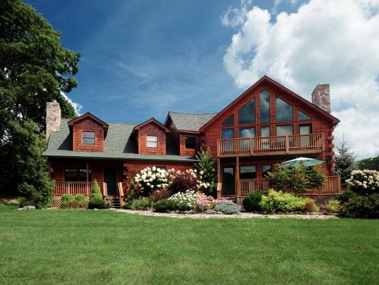 391 Camelot Dr Banner Elk Nc 28604 Zillow