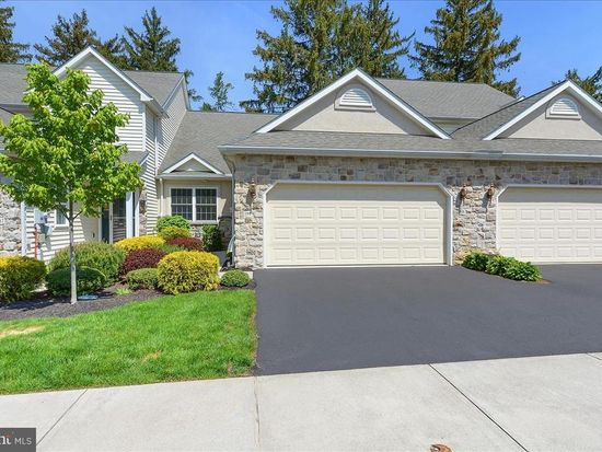 1819 Windsong Ln Lancaster Pa 17602 Zillow