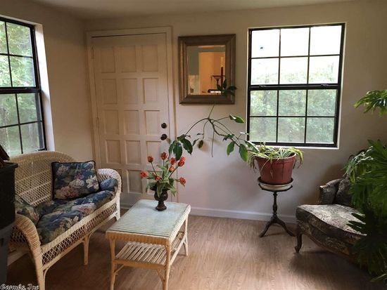 49 Ginko Ln Jacksonville Ar 72076 Zillow