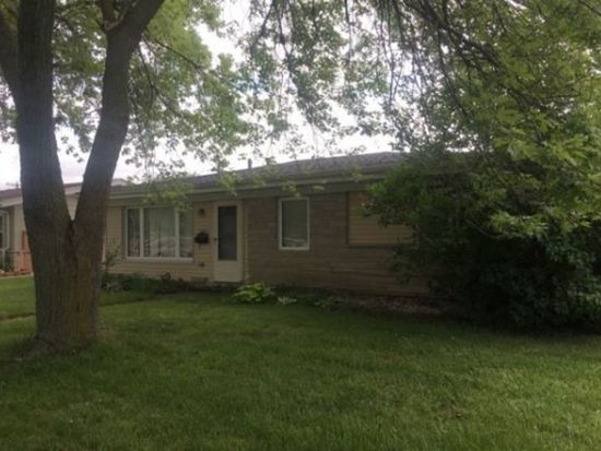 1445 Burnham Ave Calumet City Il 60409 Zillow