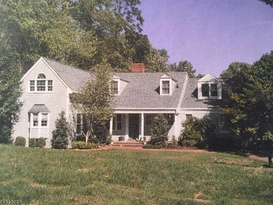 15 Wedgewood Ln Morristown Nj 07960 Zillow