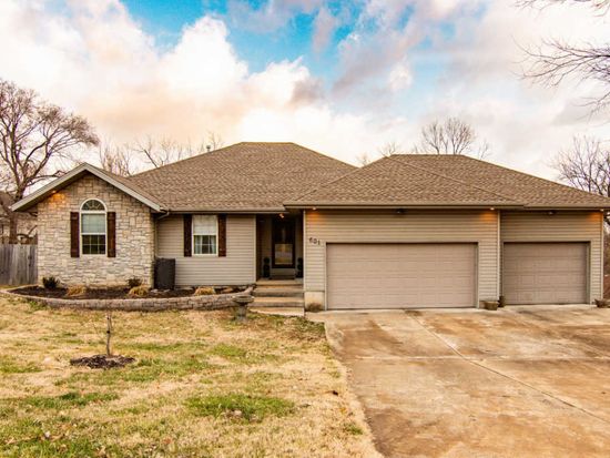 601 E Oak St Ozark Mo 65721 Zillow