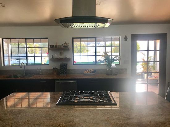 11052 Wicks St Sun Valley Ca 91352 Zillow
