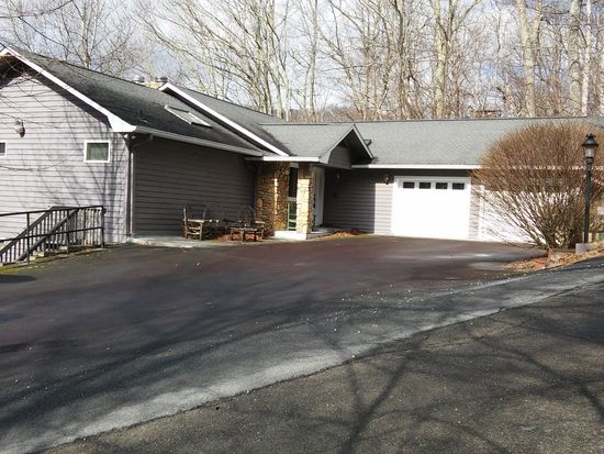 193 Basswood Rd Banner Elk Nc 28604 Zillow