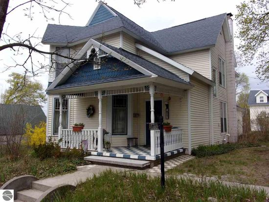 411 E Bremer St Cadillac Mi 49601 Zillow