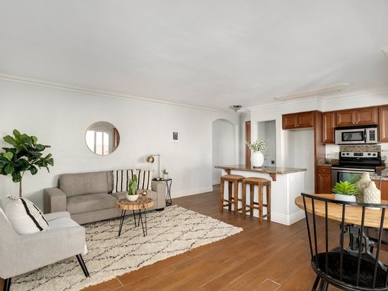4426 Temecula St Apt 5 San Diego Ca 92107 Zillow