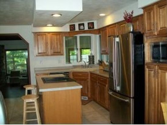 1937 Nates Ct Neenah Wi 54956 Zillow