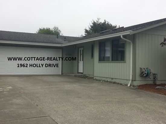 1962 Holly Dr Mckinleyville Ca 95519 Zillow