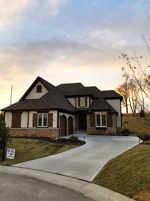701 Woods Of Ladue Ln Saint Louis Mo 63124 Zillow