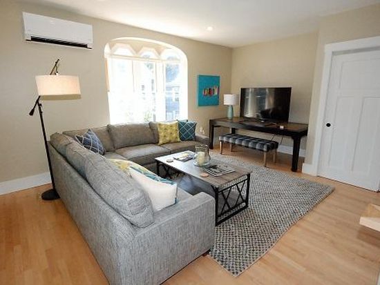 13 Lewis St Apt 2 Portland Me 04102 Zillow 13 Lewis St Apt 2 Portland Me 04102