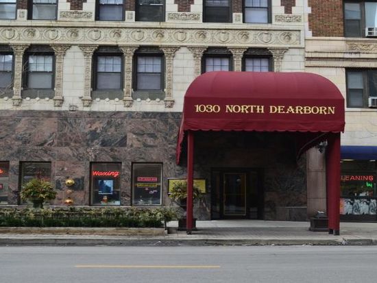Dearborn Plaza Apartment Rentals Chicago Il Zillow Illinois Chicago 60610 Near North Dearborn Plaza 1 Of 3