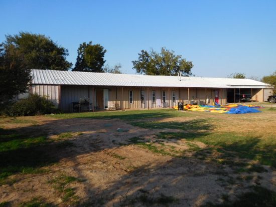 4376 Airport Dr Wichita Falls Tx 76305 Zillow