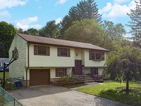 77 Hillside Ave Dover Nj 07801 Zillow