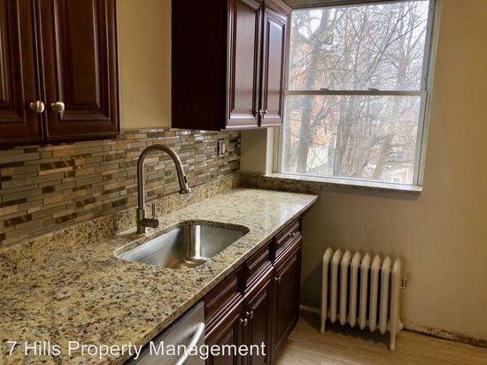 1 Quincy St 2e Worcester Ma 01609 Zillow