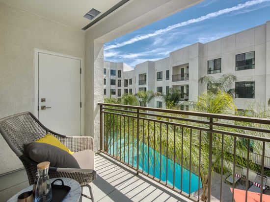 Moda At Monrovia Station Apartment Rentals Ca Zillow Moda At Monrovia Station 1 Of 60