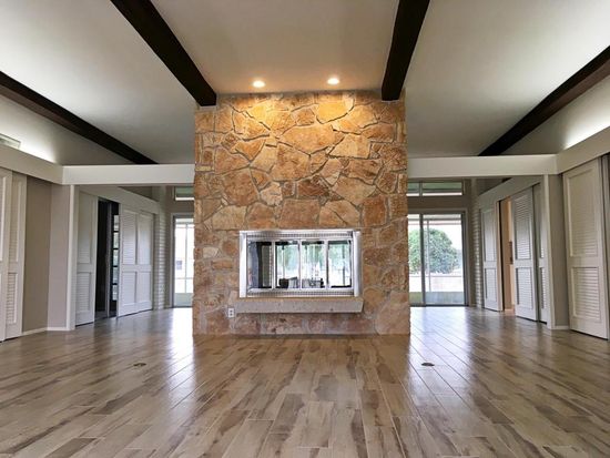 10237 W Gulf Hills Dr Sun City Az 85351 Zillow