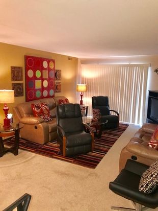 5003 135th St Apt 3 Crestwood Il 60445 Zillow