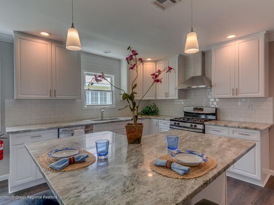 19 Carmacks Way Toms River Nj 08757 Zillow