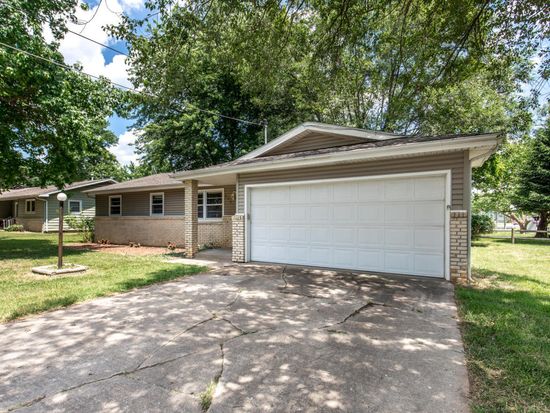 558 S Belcrest Ave Springfield Mo 65802 Zillow