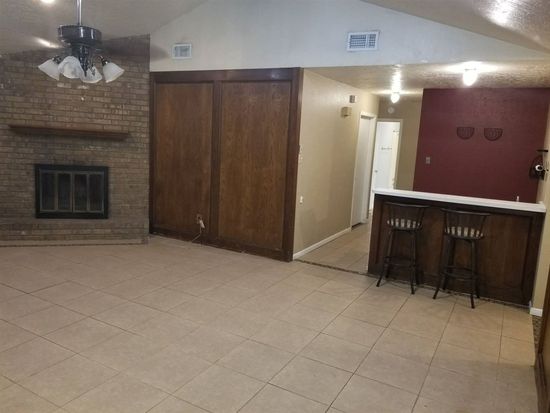 5285 Ada St Beaumont Tx 77708 Zillow