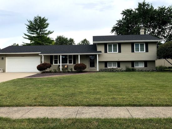 320 Crescent Dr Mattoon Il 61938 Zillow