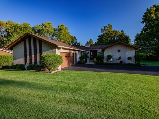 1041 Woodmont Dr Gallatin Tn 37066 Zillow