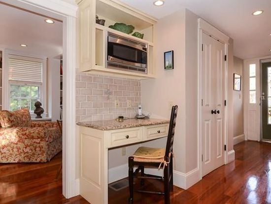 33 Cottage St Wellesley Ma 02482 Zillow