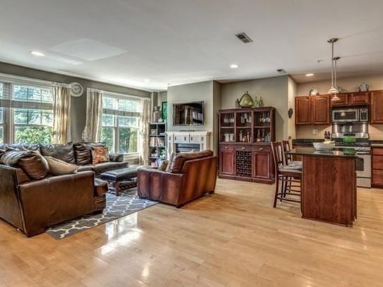 1306 Columbia Rd APT 2B, Boston, MA 02127 | Zillow 1306 Columbia Rd APT 2B, Boston, MA 02127 | Zillow