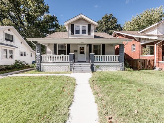1223 Lindenwood Ave Edwardsville Il 62025 Zillow 1223 Lindenwood Ave Edwardsville Il 62025