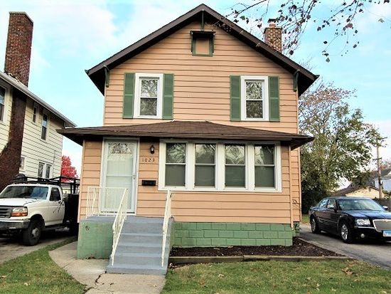 1023 Emerald Ave Chicago Heights Il 60411 Zillow