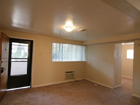 102 W Ida Ave APT 1, Littleton, CO 80120
