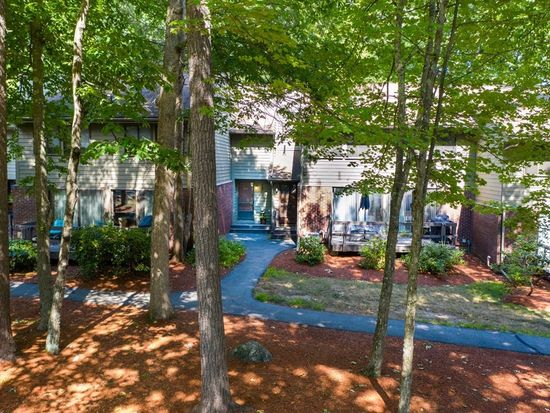 Apartments For Rent In Village Of Nagog Woods Ma 2508 Rentals Apartmentguide Com
