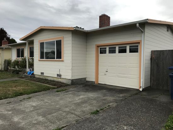 1941 Daniels St Arcata Ca 95521 Zillow