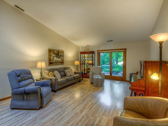 9679 Juniper St Nw Coon Rapids Mn 55433 Zillow